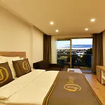 Jasmin Elite & 아파트호텔 4*