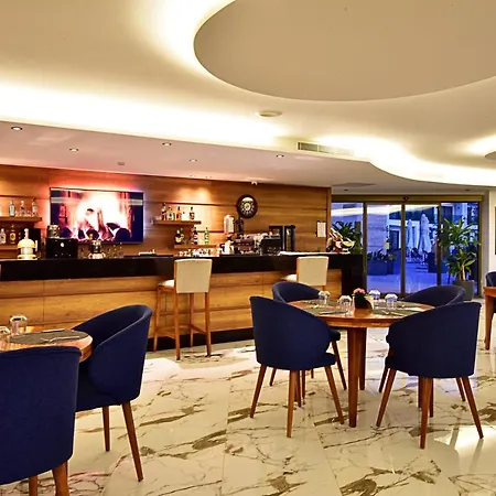 Jasmin Elite & Ξενοδοχείο με διαμερίσματα 4*